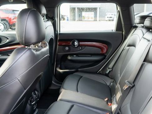 Used 2022 MINI Cooper Clubman S image 11