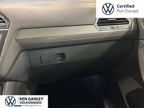 Used 2024 Volkswagen Tiguan SE R-Line AWD/4WD image 18