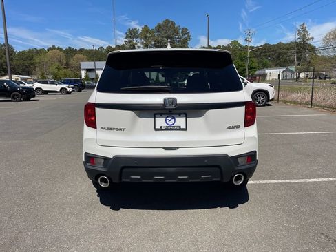 Used 2023 Honda Passport EX-L image 9