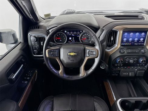 Used 2022 Chevrolet Silverado 2500 High Country w/ Z71 Off-Road Package AWD/4WD image 25