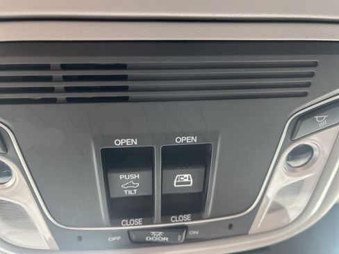 Used 2023 Honda Ridgeline RTL-E image 18