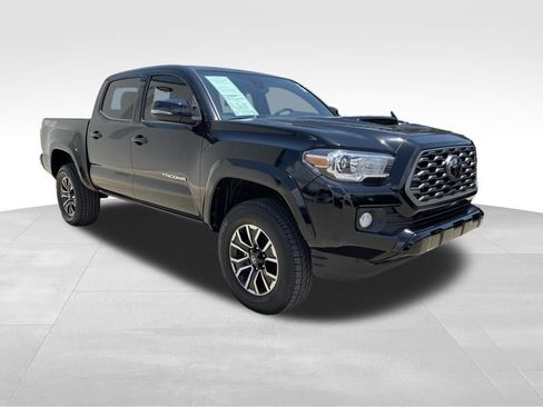 Used 2023 Toyota Tacoma TRD Sport AWD/4WD image 3