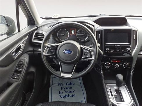 Used 2024 Subaru Forester Premium image 12