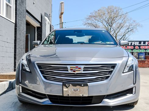 Used 2018 Cadillac CT6 Platinum AWD/4WD image 2