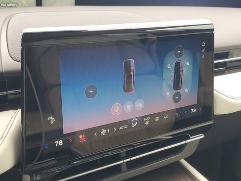 New 2026 Lincoln Nautilus Black Label image 25