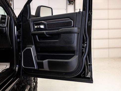 Used 2026 RAM 3500 Laramie w/ Night Edition AWD/4WD image 42