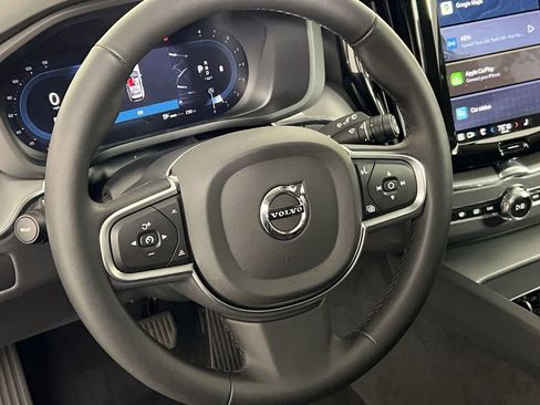 Certified 2025 Volvo XC60 B5 Core w/ Climate Package PRO image 12