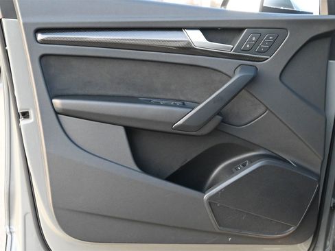 Used 2022 Audi SQ5 Premium image 15