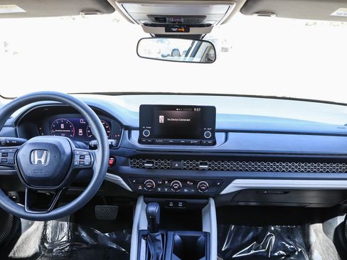 Used 2024 Honda Accord EX image 15