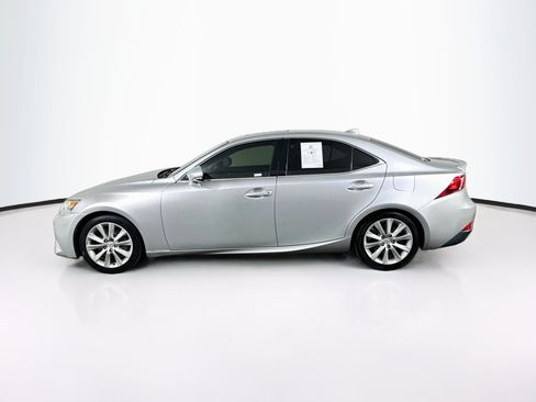 Used 2016 Lexus IS 300 AWD image 4