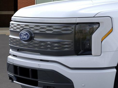 New 2025 Ford F150 Lightning Lariat image 17