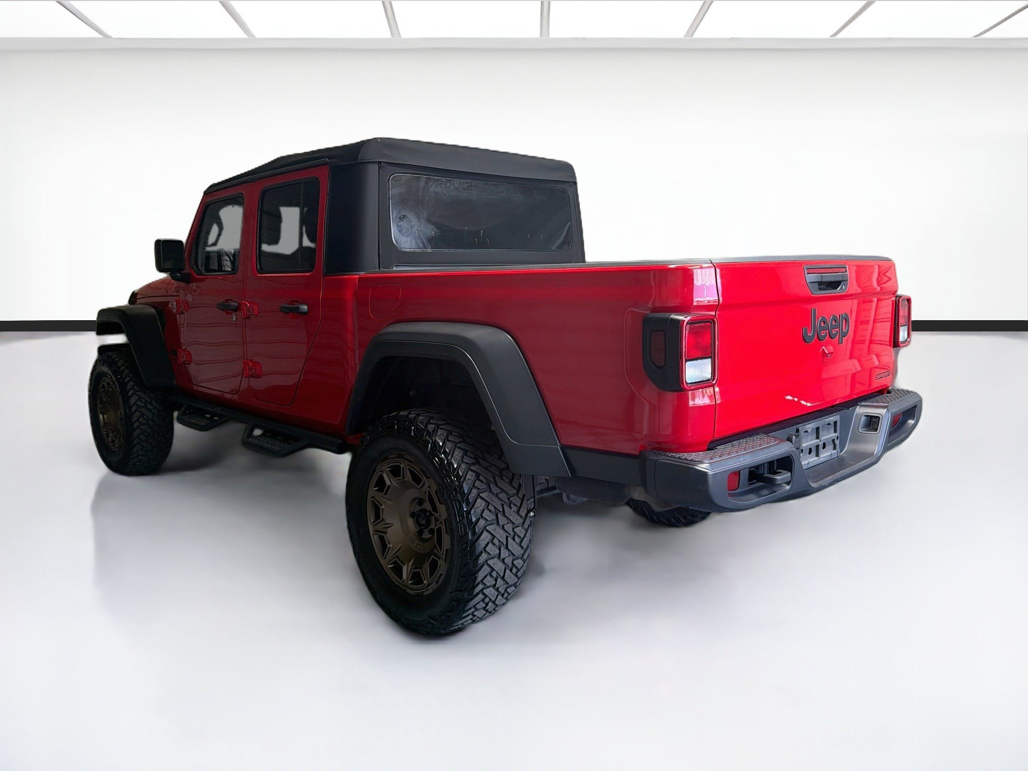 Used 2020 Jeep Gladiator Sport w/ Quick Order Package 24S AWD/4WD image 6