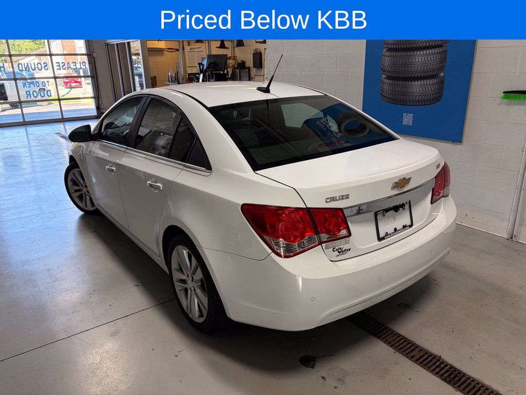 Used 2012 Chevrolet Cruze LTZ FWD image 6