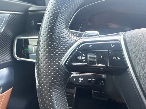 Used 2022 Audi RS 6 AWD/4WD image 20