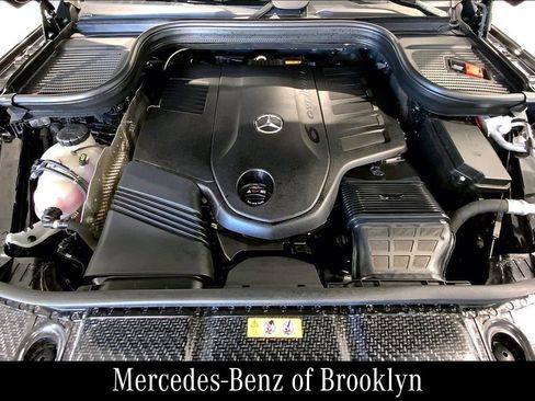 Used 2024 Mercedes-Benz GLE 450 4MATIC image 32