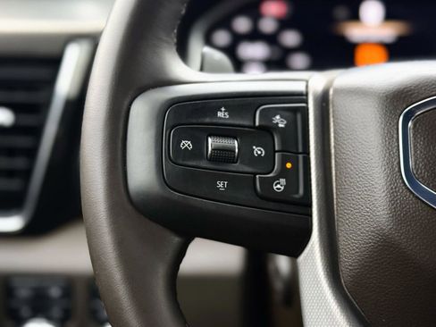 Used 2025 GMC Sierra 1500 Denali w/ Denali Carbonpro Edition image 17