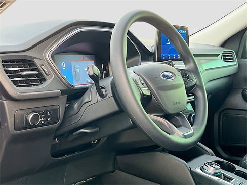 Used 2025 Ford Escape Active image 9