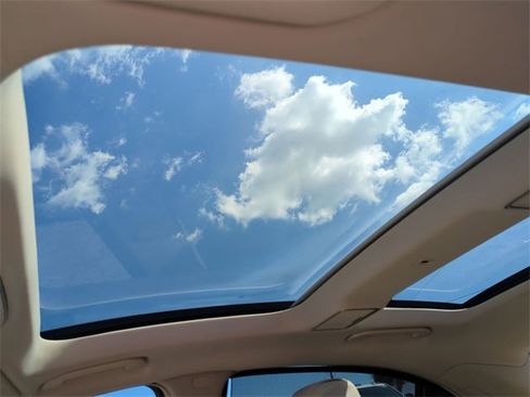 Used 2016 Mercedes-Benz S 550 Sedan image 25