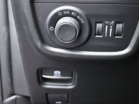 New 2025 Jeep Grand Cherokee L Laredo w/ Luxury Tech Group I image 12