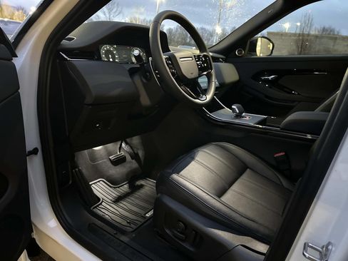 New 2026 Land Rover Range Rover Evoque S AWD/4WD image 11