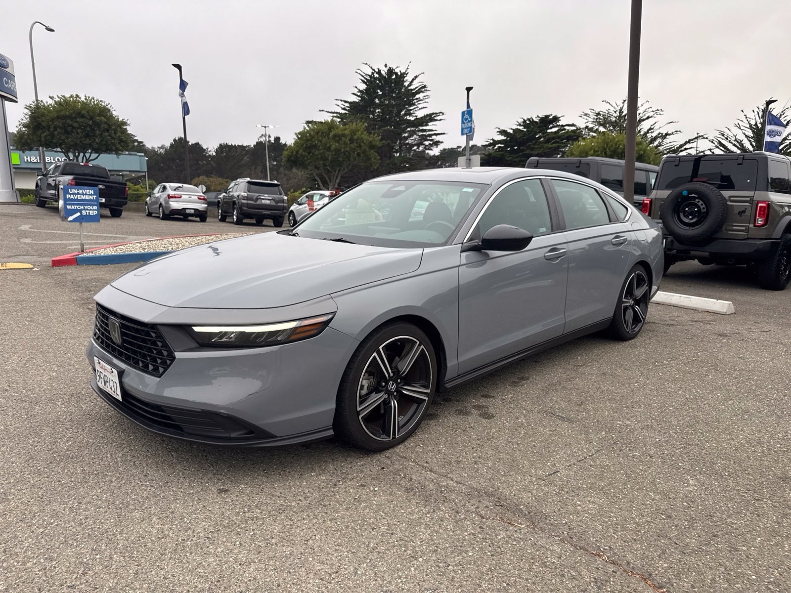 Used 2023 Honda Accord Sport image 3