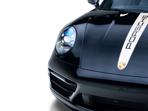 Used 2023 Porsche 911 Carrera S RWD image 15