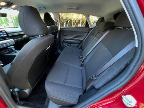 Used 2025 Hyundai Kona SEL image 25