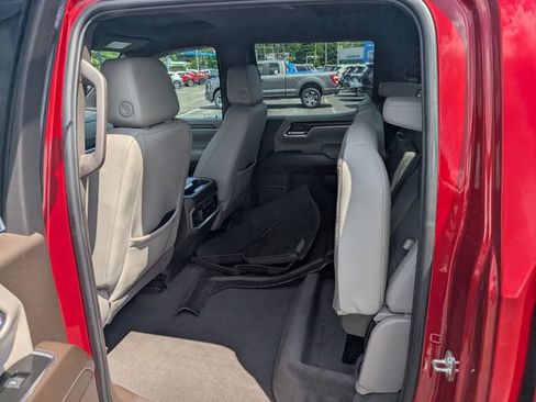Used 2023 GMC Sierra 1500 SLT w/ SLT Premium Package AWD/4WD image 10