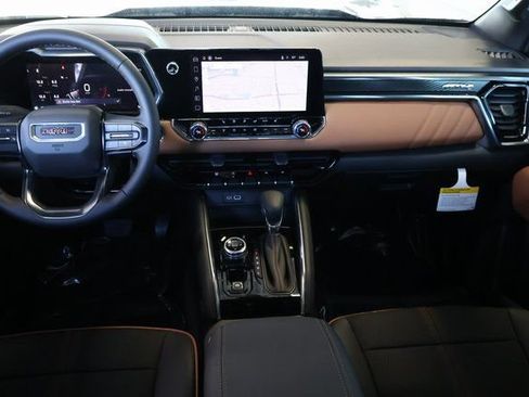 New 2026 GMC Canyon AT4 AWD/4WD image 14