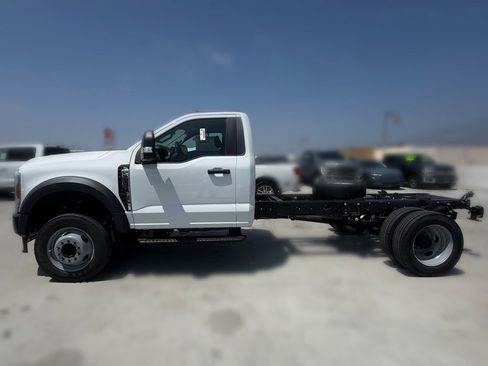 New 2026 Ford F550 2WD Regular Cab Super Duty image 7