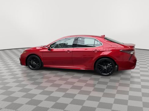 Used 2024 Toyota Camry XSE w/ Navigation Package image 37