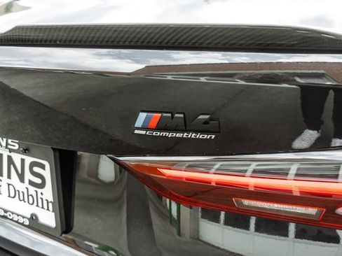 Used 2022 BMW M4 Competition w/ M Carbon Exterior Package image 41