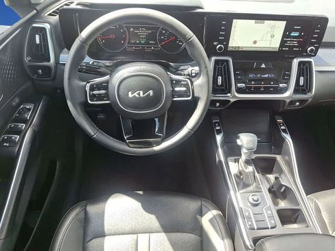 Used 2023 Kia Sorento S w/ Panoramic Sunroof Package FWD image 20