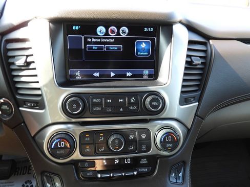 Used 2015 Chevrolet Suburban LT AWD/4WD image 55