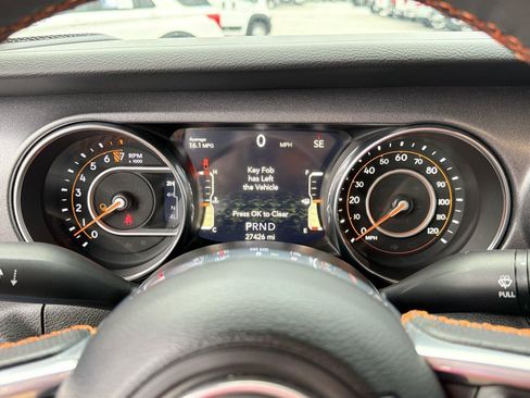 Used 2023 Jeep Gladiator Mojave w/ Cold Weather Group AWD/4WD image 26