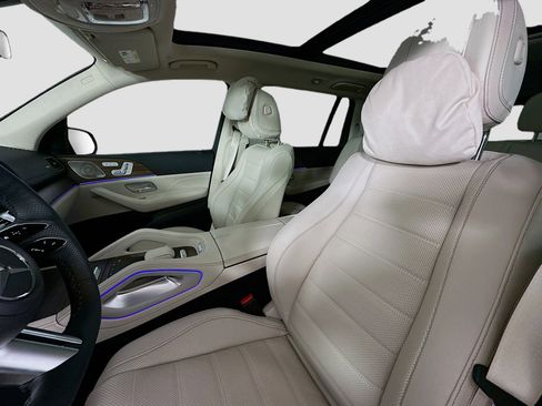 Used 2026 Mercedes-Benz GLS 450 4MATIC image 27