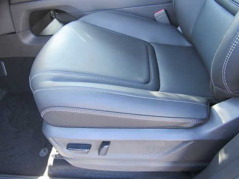 New 2026 Nissan Armada SV image 15