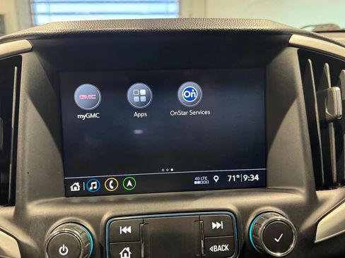 Used 2021 GMC Terrain SLT w/ Infotainment Package II FWD image 24