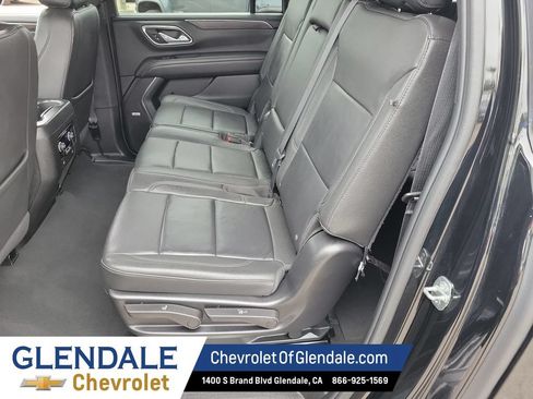 Used 2024 Chevrolet Suburban LT AWD/4WD image 21