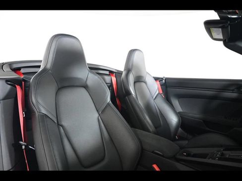 Certified 2023 Porsche 911 Carrera GTS RWD image 36