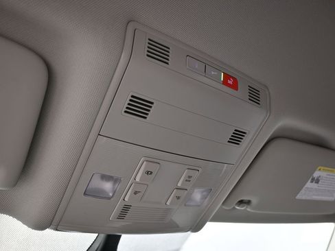 Used 2023 Volkswagen Jetta S image 20