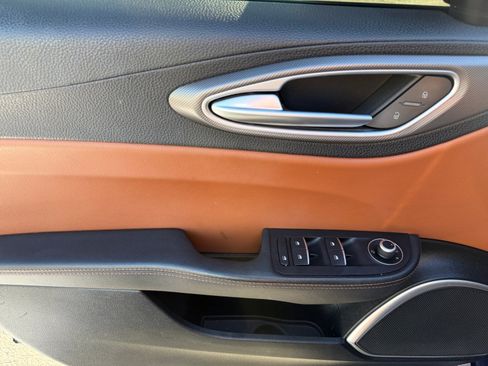 Used 2019 Alfa Romeo Giulia Ti Sport w/ Quick Order Package 22U Sport image 14