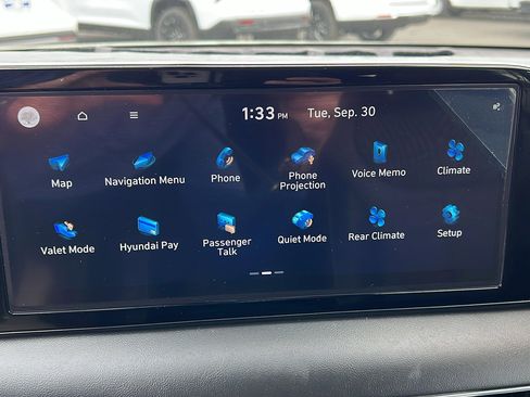 Used 2024 Hyundai Palisade Calligraphy image 24