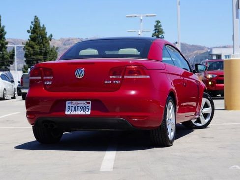 Used 2012 Volkswagen Eos Lux FWD image 7