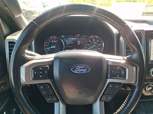 Used 2021 Ford Expedition XLT AWD/4WD image 19