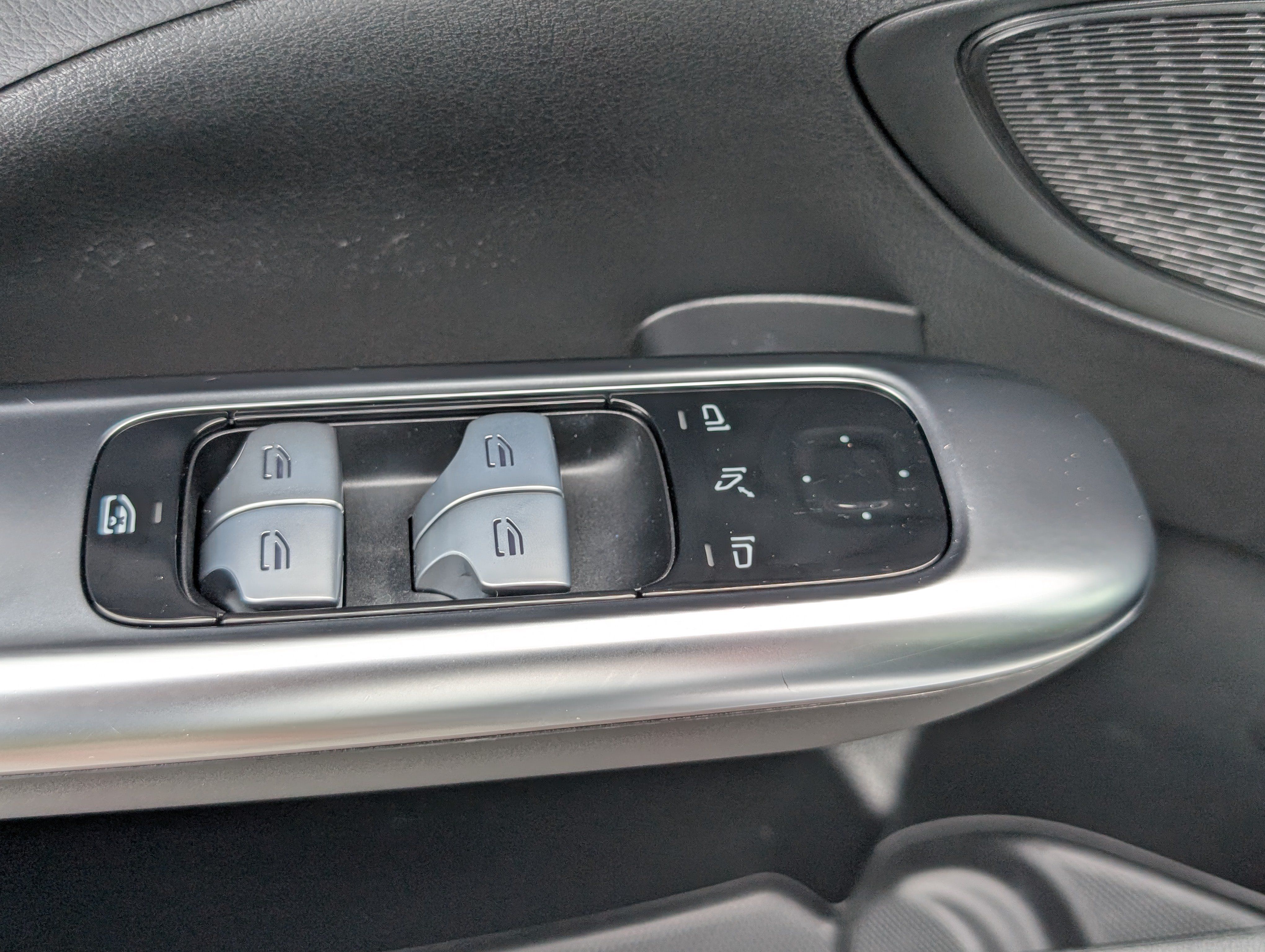 Used 2023 Mercedes-Benz C 300 4MATIC Sedan image 20