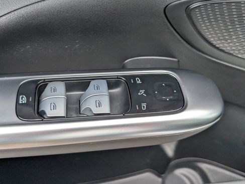 Used 2023 Mercedes-Benz C 300 4MATIC Sedan image 20
