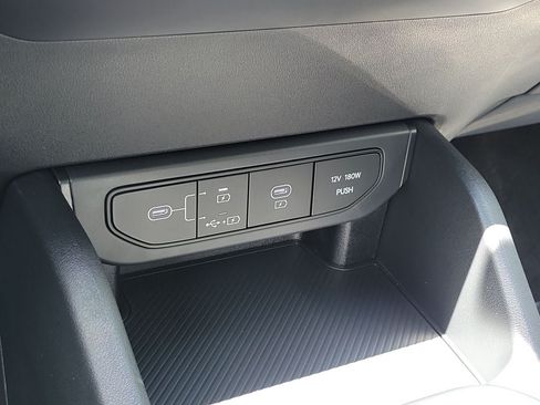 New 2026 Kia K4 FWD image 18