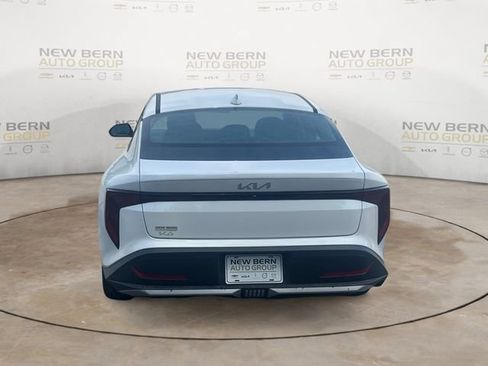 New 2026 Kia K4 FWD image 4