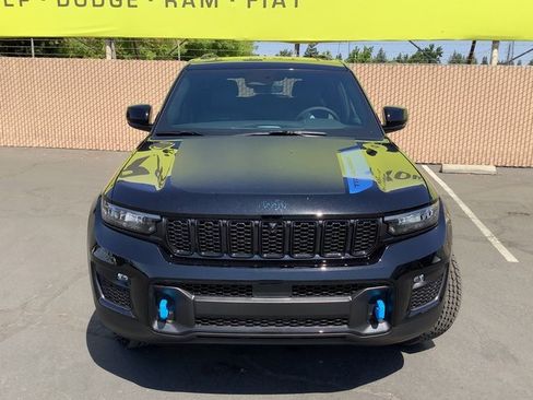 New 2023 Jeep Grand Cherokee Trailhawk w/ Luxury Tech Group III image 4